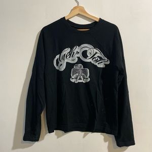 Vintage graphic long sleeve shirt